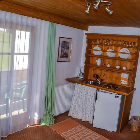 Guest house Lanzenhof 3*